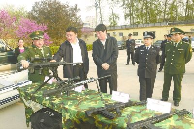 ����ί��ί������ί��ӛ�۾�����������������L(zh��ng)����ꖣ������������й������{(di��o)��